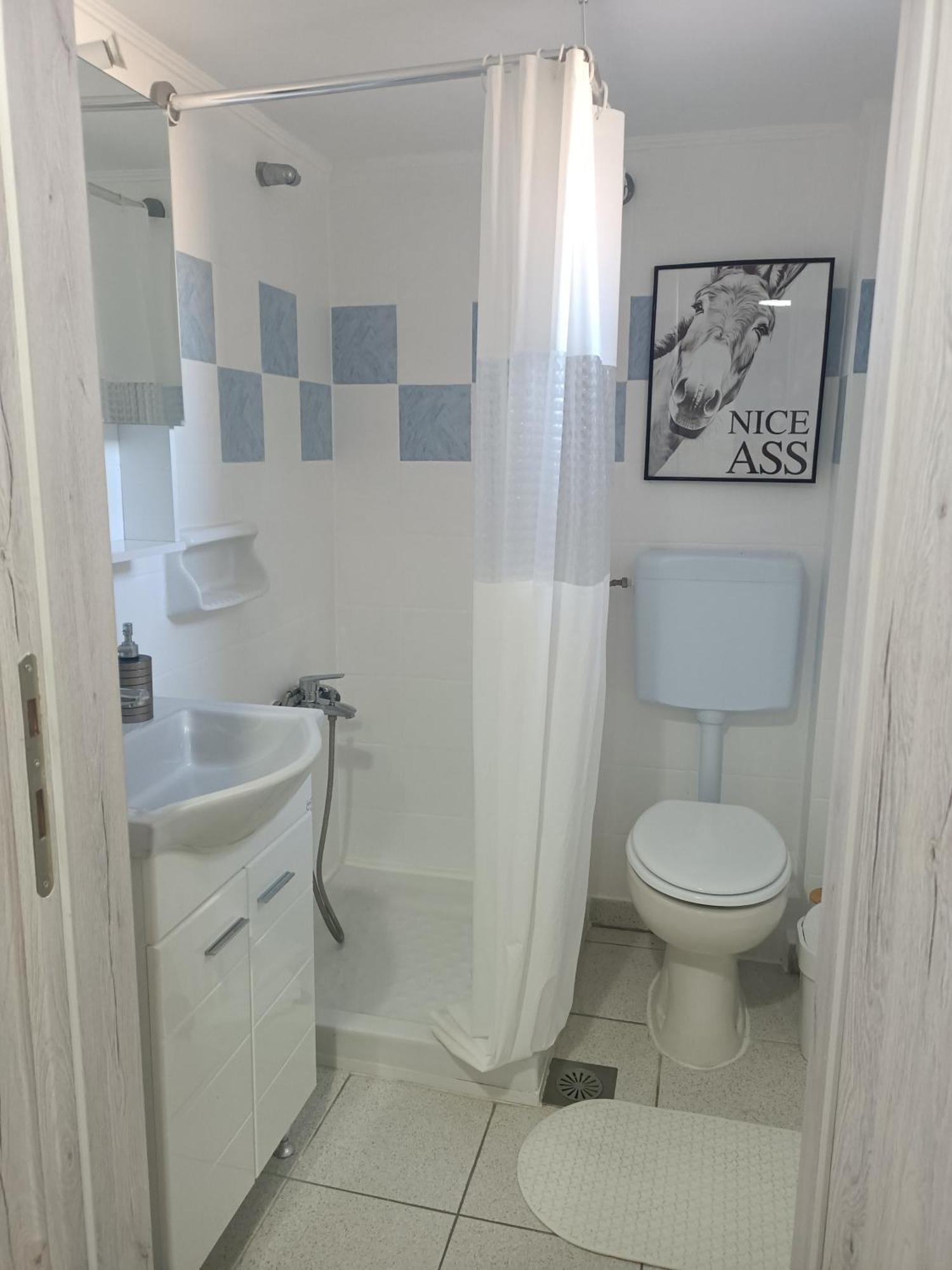 Stefiniki Apartment Pszakúdia Kültér fotó